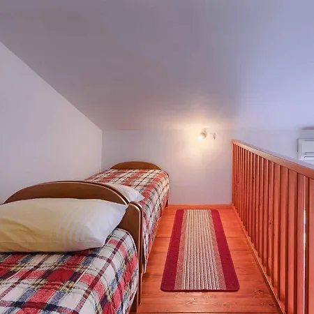 In Pula/istrien 17419 Apartamento Muntić